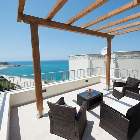 Borgo Degli Dei - Poseidone 4*