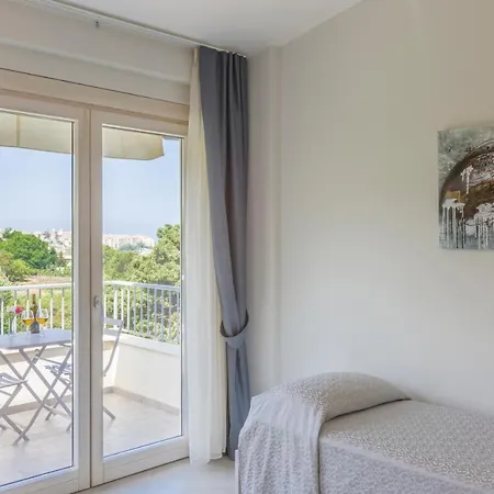 Borgo Degli Dei - Poseidone Гостевой дом Паргелия
