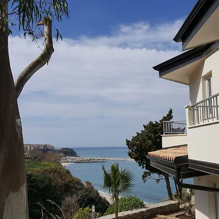 Borgo Degli Dei - Poseidone 4*