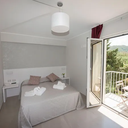 Borgo Degli Dei - Poseidone 4* 파르겔리아