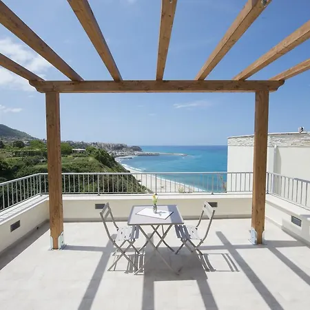 Borgo Degli Dei - Poseidone Гостевой дом Паргелия