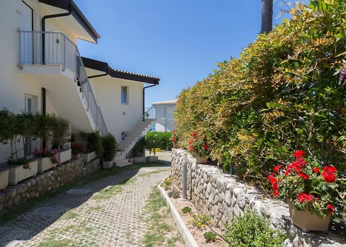 Borgo Degli Dei - Poseidone Pensjonat 4*