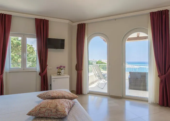 Pensjonat Borgo Degli Dei - Poseidone Parghelia