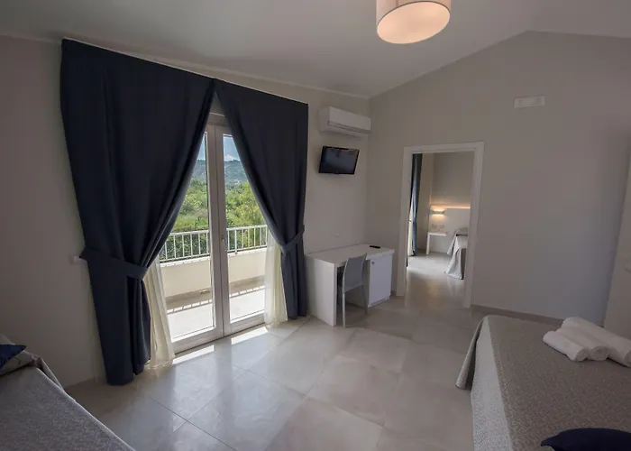 Borgo Degli Dei - Poseidone 4* Parghelia