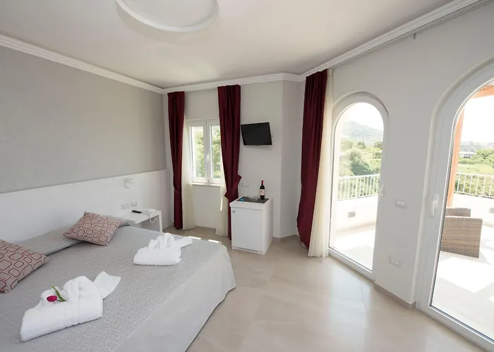 Borgo Degli Dei - Poseidone Pensjonat 4*